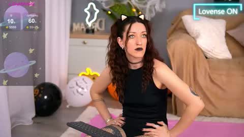 Lexie online show from October 27, 11:49 pm