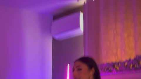 LexyBanks online show from April 10, 7:35 am