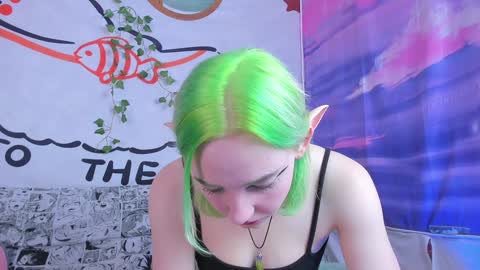 Snapshot of lexy_l0vy chatting on February 2, 5:21 am LexxxY online show from February 2, 5:21 am