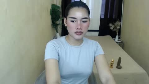 lexy_lorey online show from October 19, 2:49 am