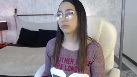 lexyblaze_ online show from November 3, 11:22 am