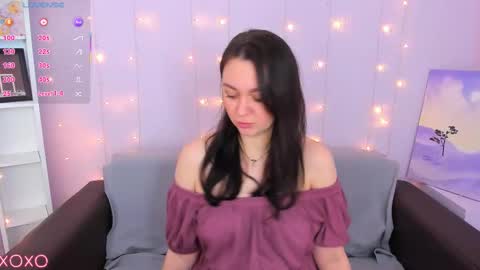Snapshot of leya_nice chatting on September 22, 2:26 am Leya online show from September 22, 2:26 am