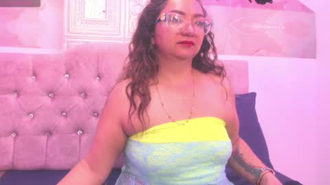 Leyla smithh online show from October 27, 12:16 pm