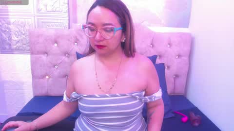 Leyla smithh online show from October 20, 12:21 pm