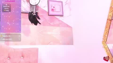 Leyla smithh online show from October 31, 5:46 pm