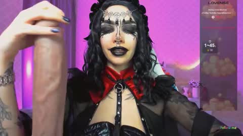 LEA online show from October 18, 1:26 pm