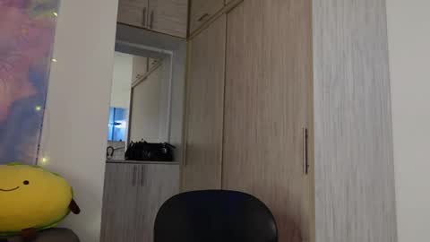 Jessica online show from March 31, 4:51 pm