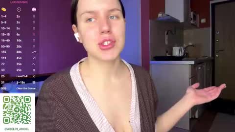 Adeline Di or just cute girl3 online show from February 3, 7:07 pm