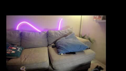 Hornystonerchick online show from December 28, 5:23 am