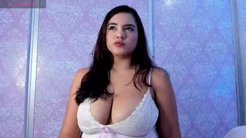 lhea_foxx online show from October 23, 3:30 am