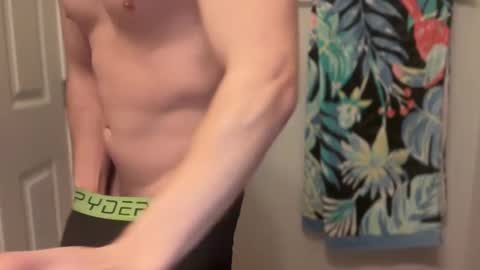 lhotboyl online show from February 27, 6:20 pm