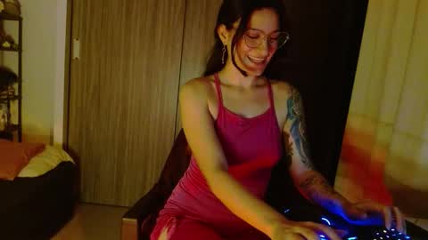 liliana online show from February 28, 6:17 am