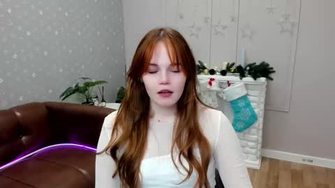 Lia online show from January 15, 1:53 pm