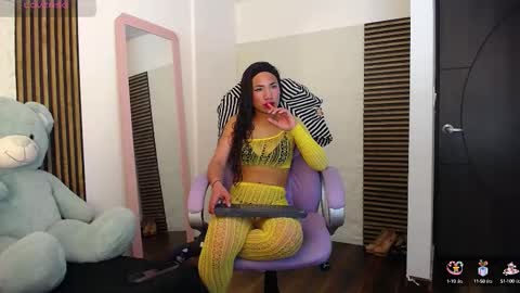 lia online show from September 9, 1:49 am