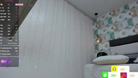 Snapshot of lia_roux1 chatting on February 12, 8:59 am Camila online show from February 12, 8:59 am