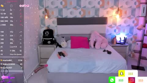 Snapshot of lia_roux1 chatting on March 12, 1:47 am Camila online show from March 12, 1:47 am