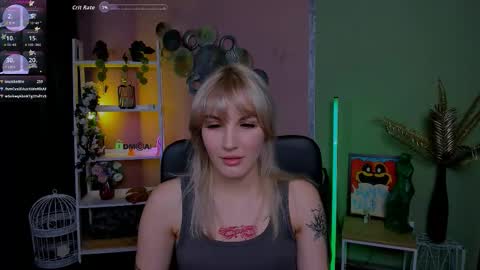 Lia online show from September 29, 7:35 pm