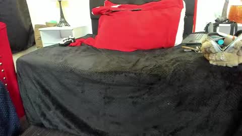 Snapshot of lia_taylorr1 chatting on February 10, 12:50 pm Lia Taylor online show from February 10, 12:50 pm