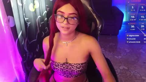 lia_varel online show from May 11, 4:04 pm