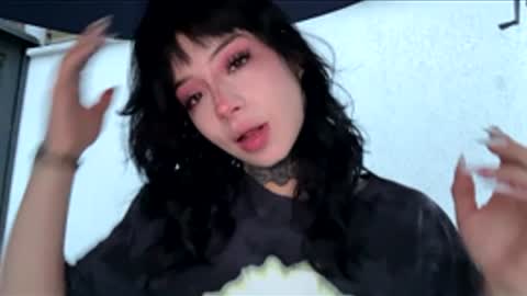 Liaa  online show from February 10, 11:08 pm