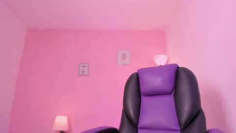 liaa moretzz online show from November 4, 1:07 am