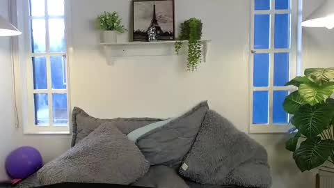 LIA online show from November 17, 1:57 pm