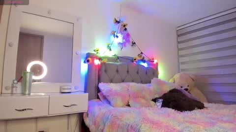 Lia  online show from February 13, 2:15 am