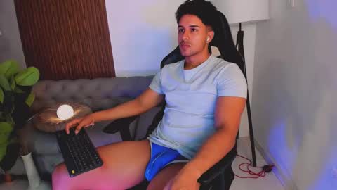 Liam Collins online show from September 26, 12:13 pm