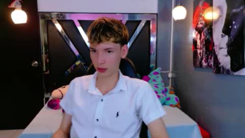 liam_green1 online show from February 28, 9:08 pm