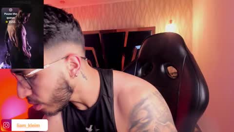 LIAM KLEIN online show from January 10, 11:48 am