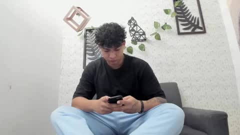 liam online show from October 14, 12:30 pm