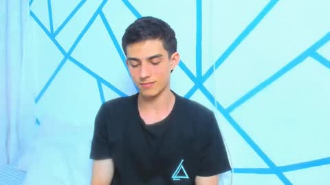 liam_scott7 online show from February 6, 9:06 pm