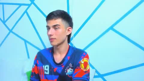 liam_scott7 online show from December 13, 2:49 pm