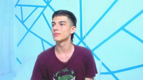 liam_scott7 online show from December 15, 12:17 pm