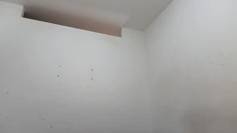 liam_smith00 online show from December 19, 1:39 am