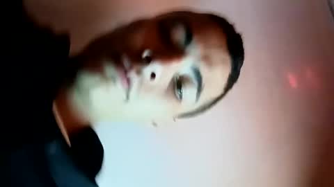 liam_smith00 online show from February 6, 3:37 am