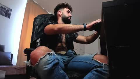 Liam online show from March 20, 8:30 am