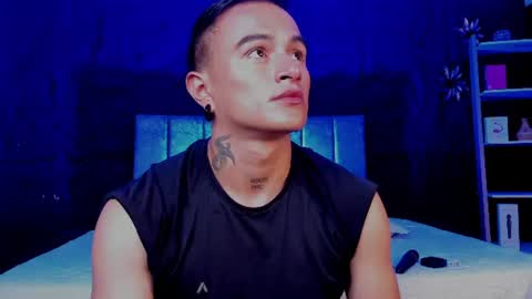 LiamDeep online show from June 10, 1:49 am