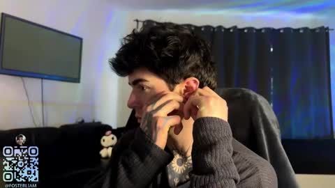 Liam online show from January 18, 2:48 pm