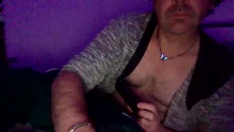 liamj1986 online show from October 13, 6:26 am