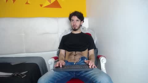 LiamLuxe online show from February 18, 3:41 pm
