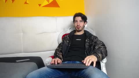 LiamLuxe online show from February 28, 12:42 pm