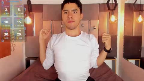 Liam online show from December 19, 1:06 pm