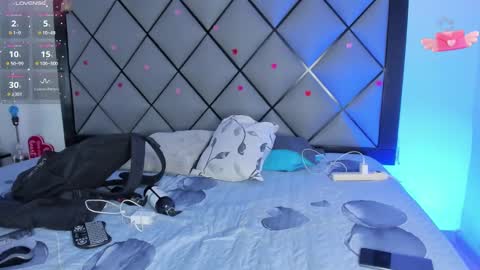 Liam  online show from March 3, 8:00 pm