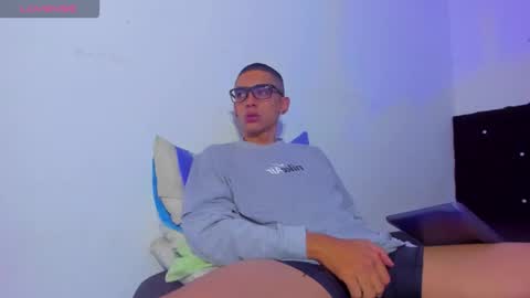    online show from October 27, 11:54 am