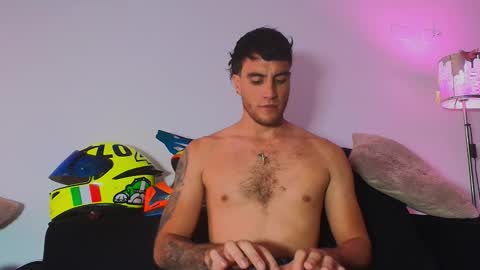 Lian Oconner online show from November 28, 7:21 pm