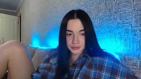 liana_diva online show from December 4, 9:58 pm