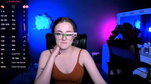 Snapshot of liana_kisses chatting on February 26, 2:19 am Little Liana online show from February 26, 2:19 am
