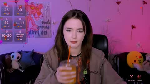 Little Liana  online show from March 25, 8:37 pm