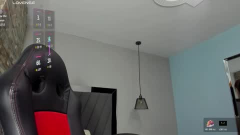 LIANE online show from October 20, 8:25 pm